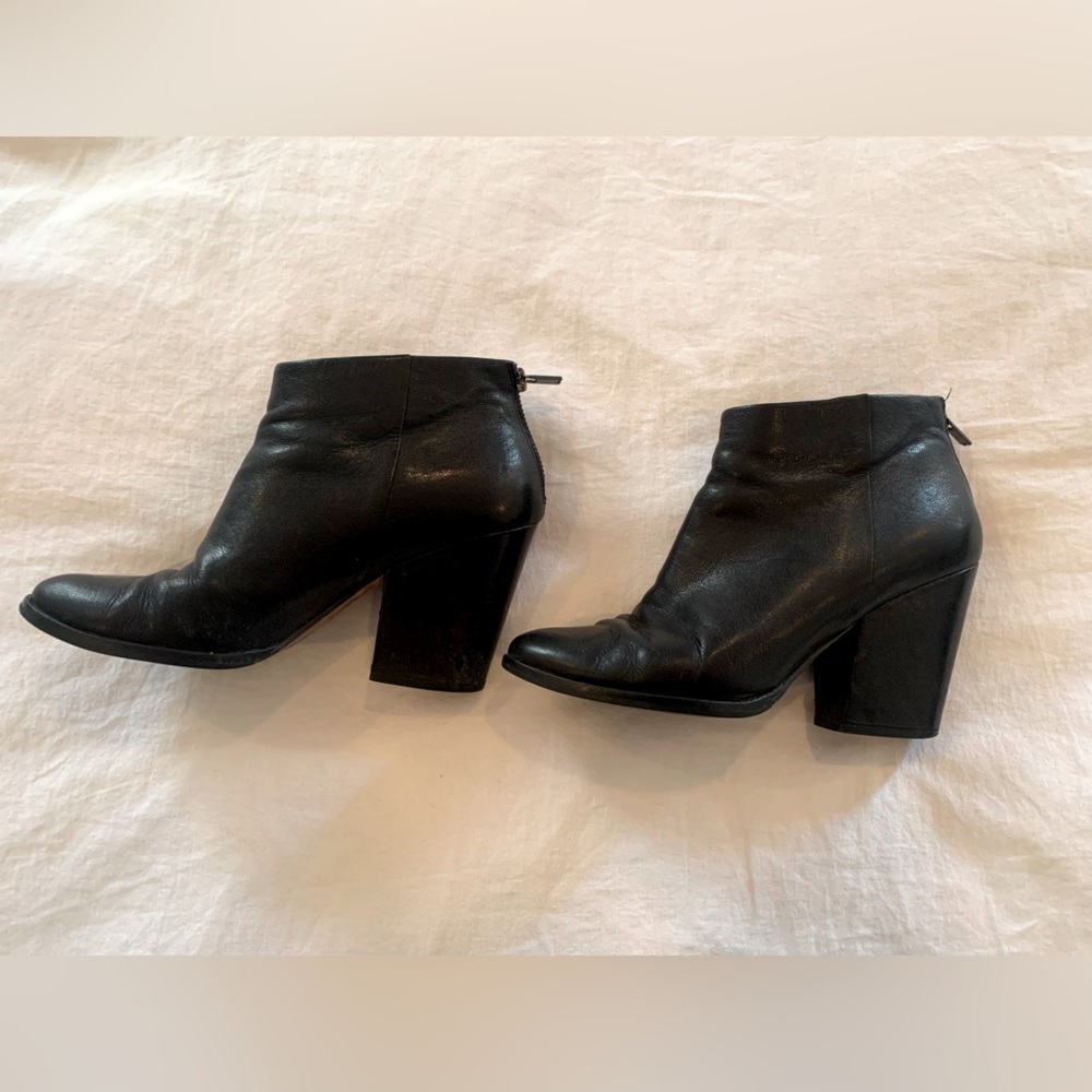 Black leather Cole Haan ankle booties